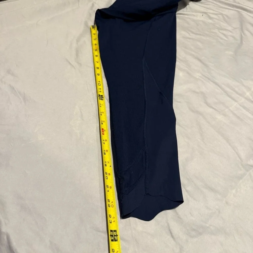 Lululemon‎ X Barry's Black Scalloped Ankle Mesh Insert Leggings